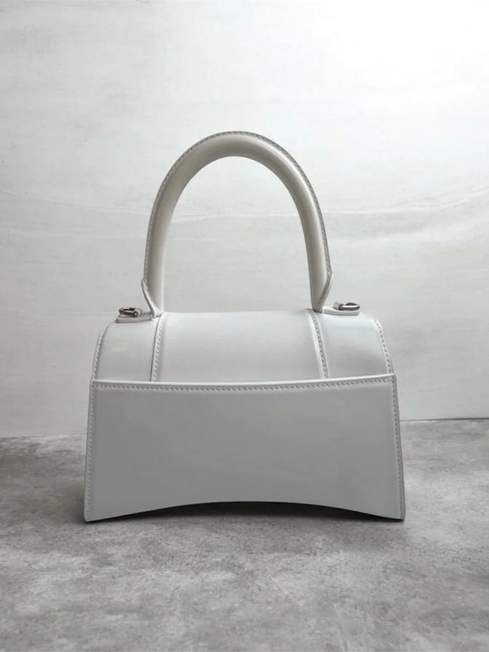 BALENCIAGA "Hourglass" SMALL - Picture 8 of 10
